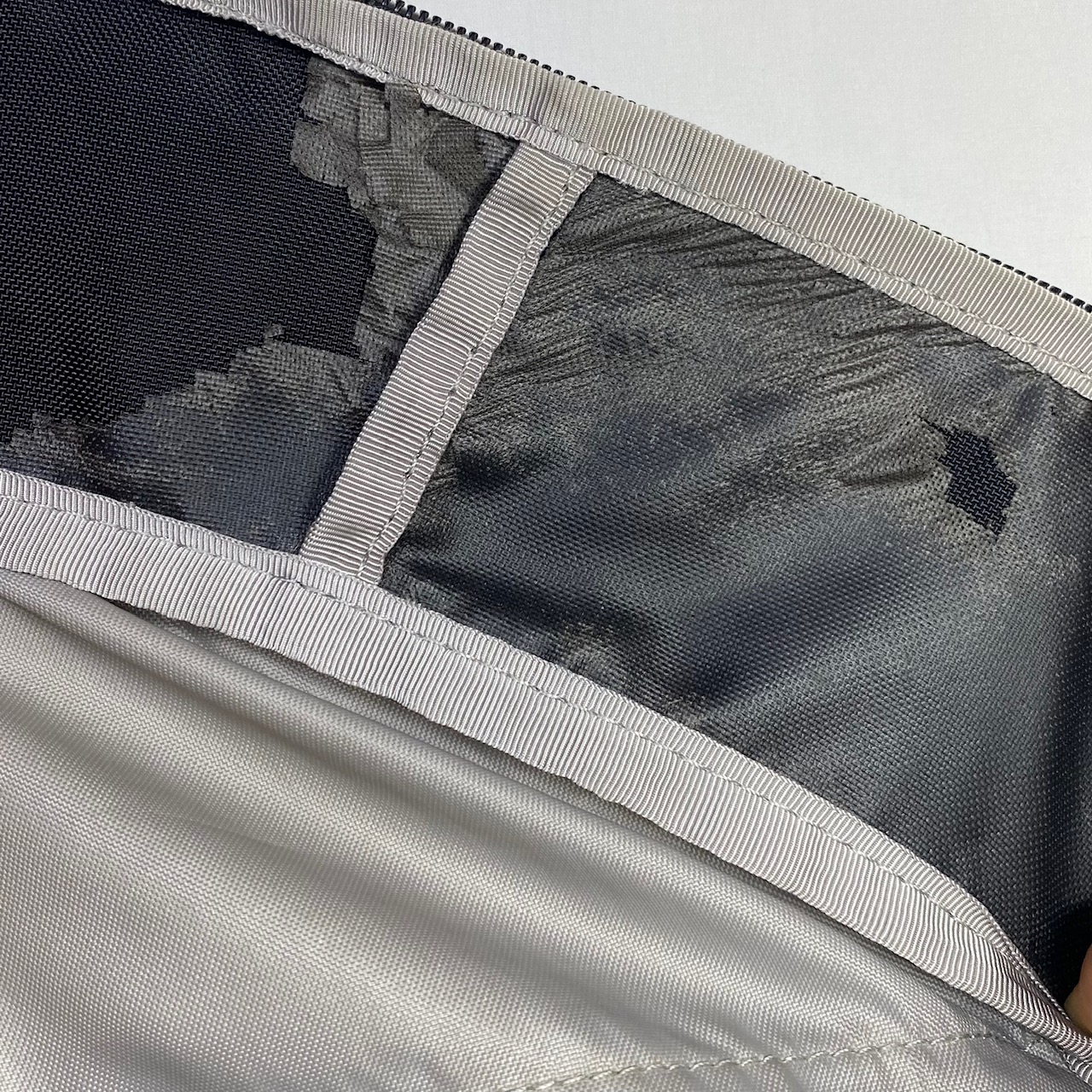 ゴアテックスのガウンです。どんな寒さにも耐えれます 